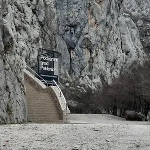 apartmani-quattro.hotelinzadar.com/