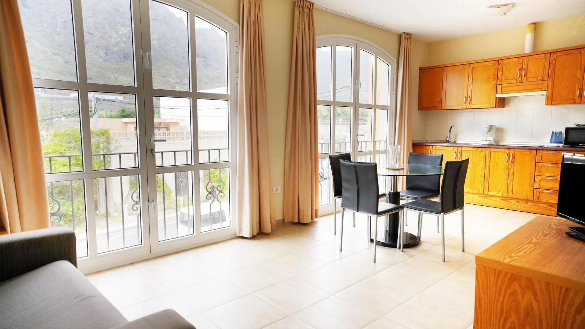 Coral Los Silos - Your Natural Accommodation Choice Apartment